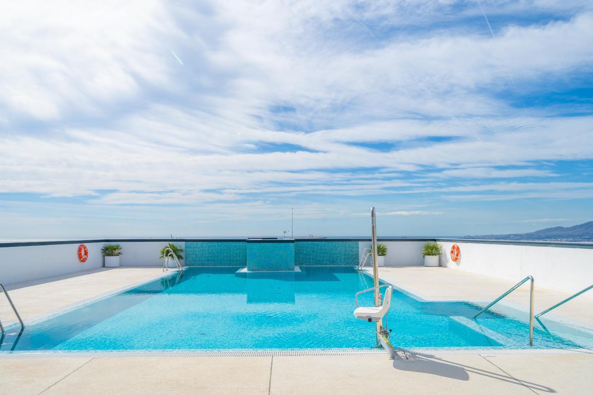 Xpce Urban 4 Malaga Skyline - Free Parking Apartment Exterior foto